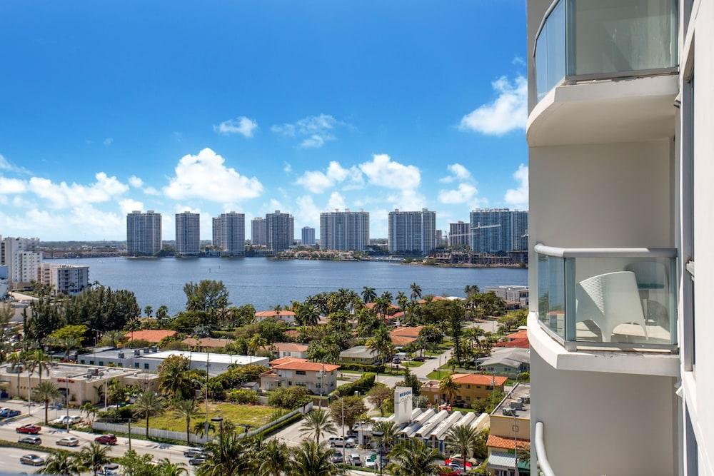 Marenas Condos Sunny Isles Beach Esterno foto